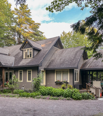 Homes-Cottages-2023-9